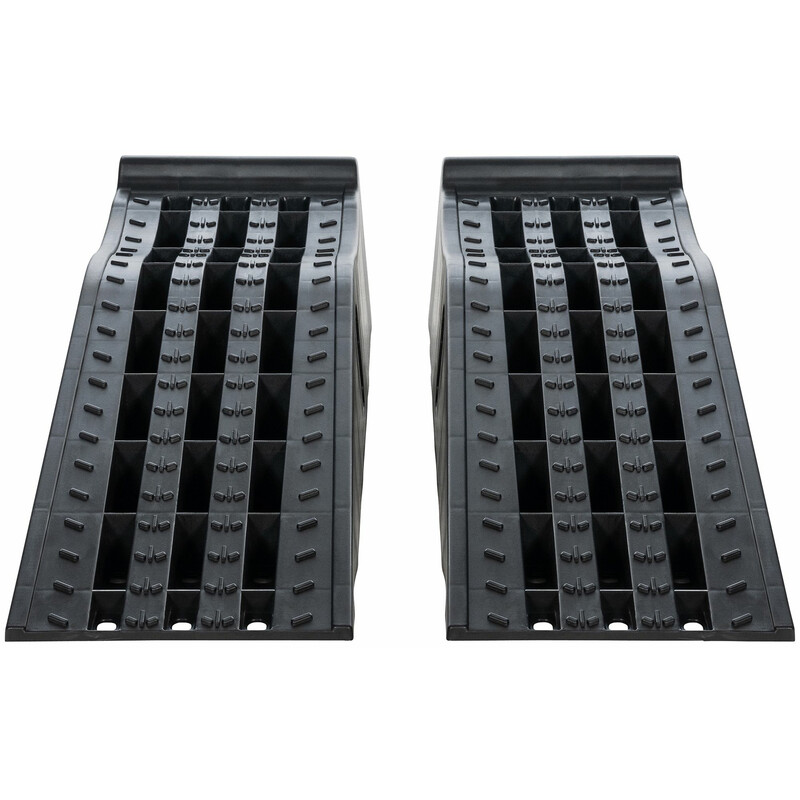 Sæt af to sorte vejramper og to gule hjulspærrer til bilvedligeholdelse