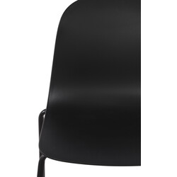 Alsidig sammenklappelig stol til indendørs og udendørs brug med stålramme