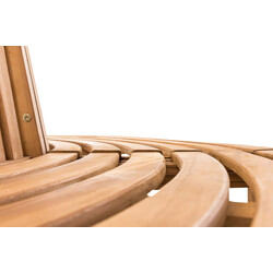 Stilfuld halvcirkel formet teakbænk til have og terrasse