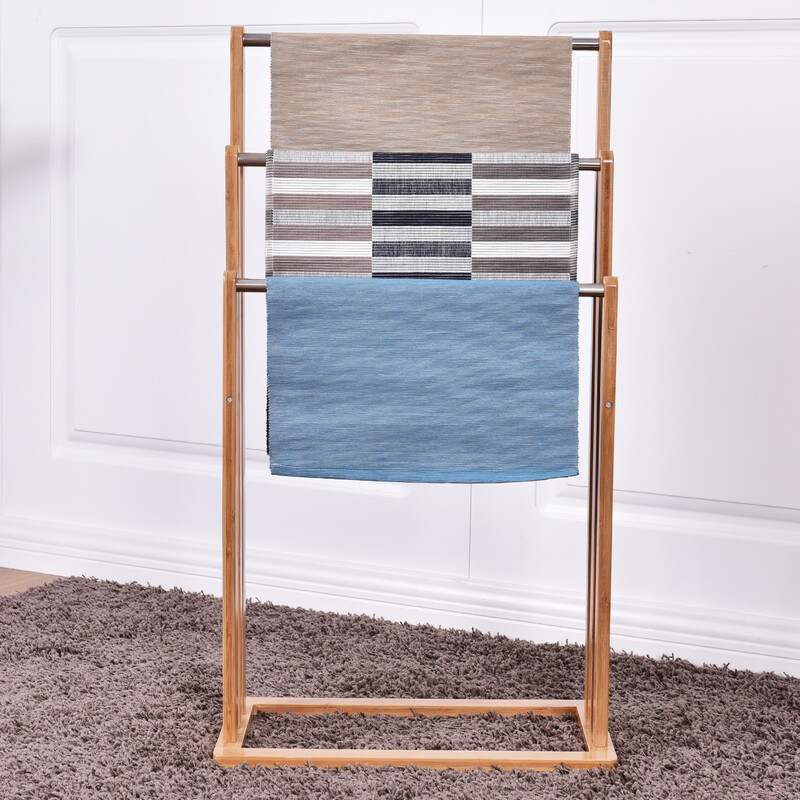 Stående bambus håndklædeholder med tre stænger 46x24x84 cm