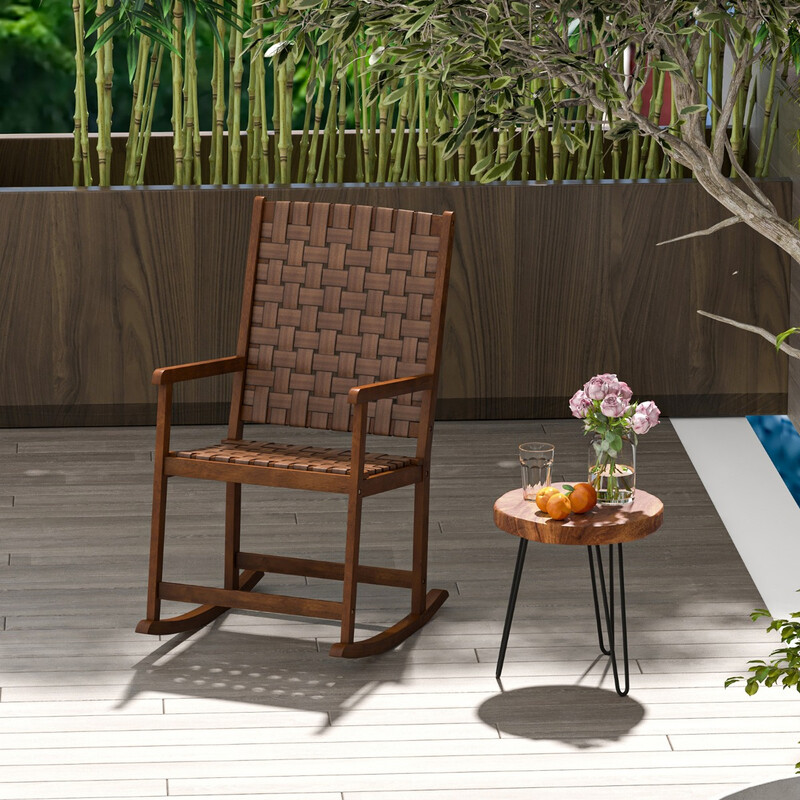 Gyngestol i brun gummitræ med PU‑læder og armlæn 80x56x106 cm