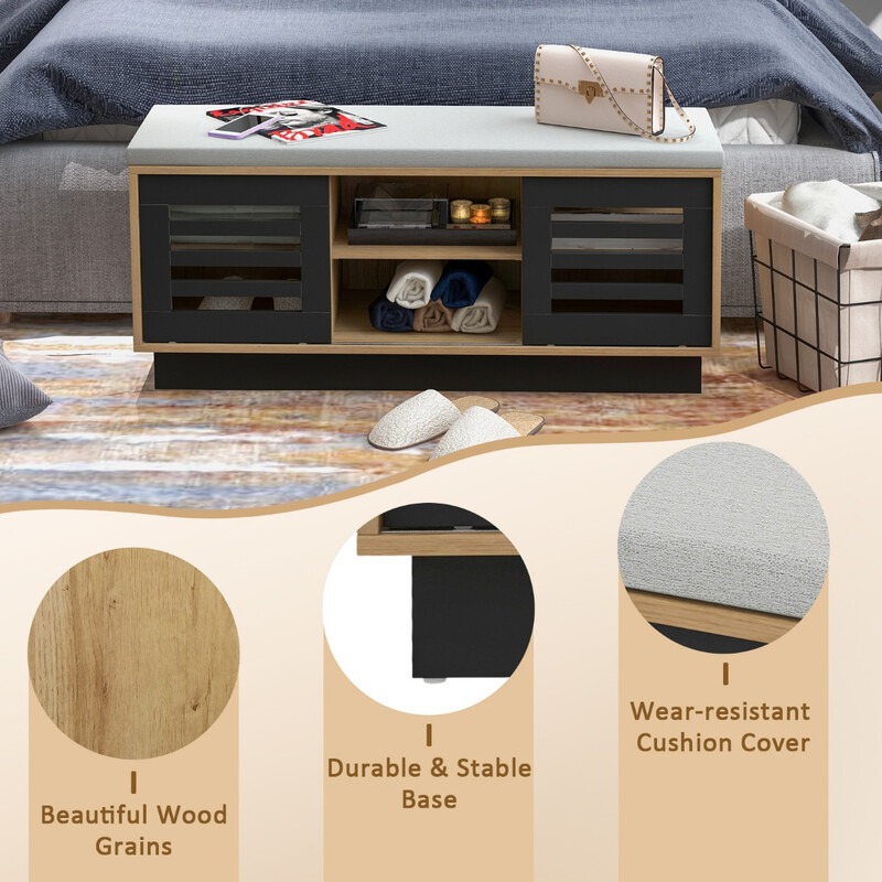 Skobænk i naturligt træ med justerbare hylder og skumdynesiddested