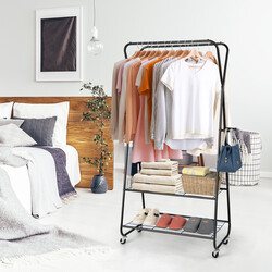 Metal tøjstativ på hjul 86x45x170 cm med to tøjstænger hylder og kroge