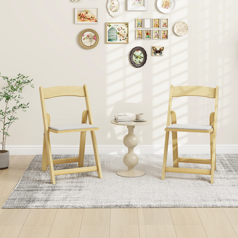 2 stk sammenklappelige spisestole i gummitræ med polstret PVC-læder sæde