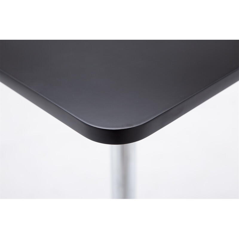 Stilfuldt ståbord 60x60 cm firkantet med aluminiumsramme 108 cm højde