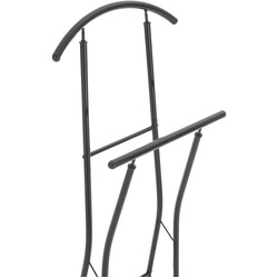 Elegant pulverlakeret metal tøjstativ med to stænger og skohylde