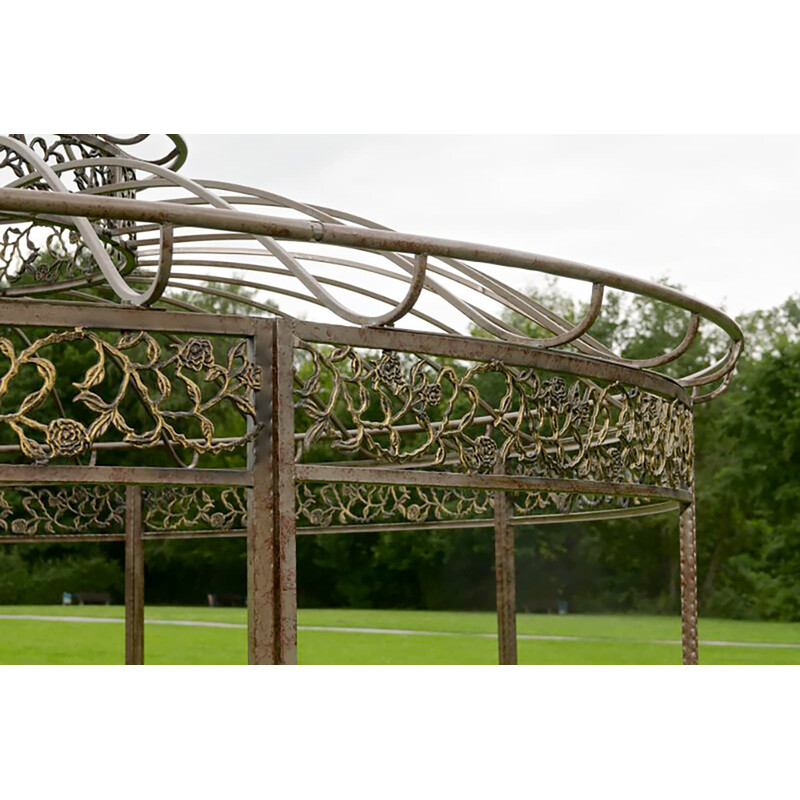 Luksuriøs rund havepavillon med antik rustpatina og otte søjler