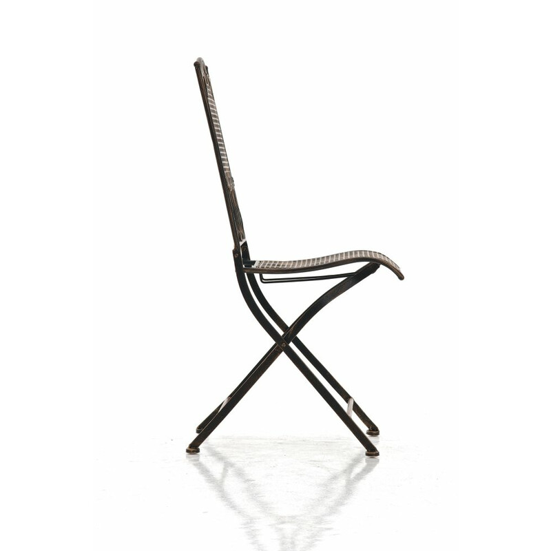 Nostalgisk jernfoldestol med antikpatina til terrasse og have