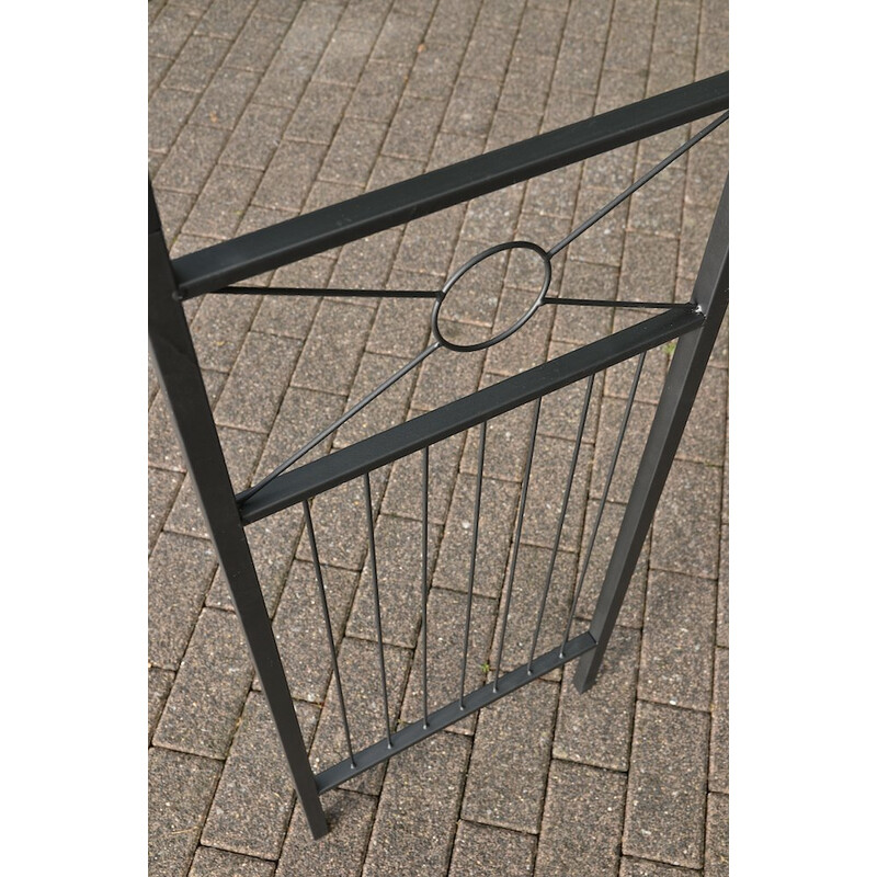 Justerbar dekorativ rosebueholder til haven med pulverlakeret finish