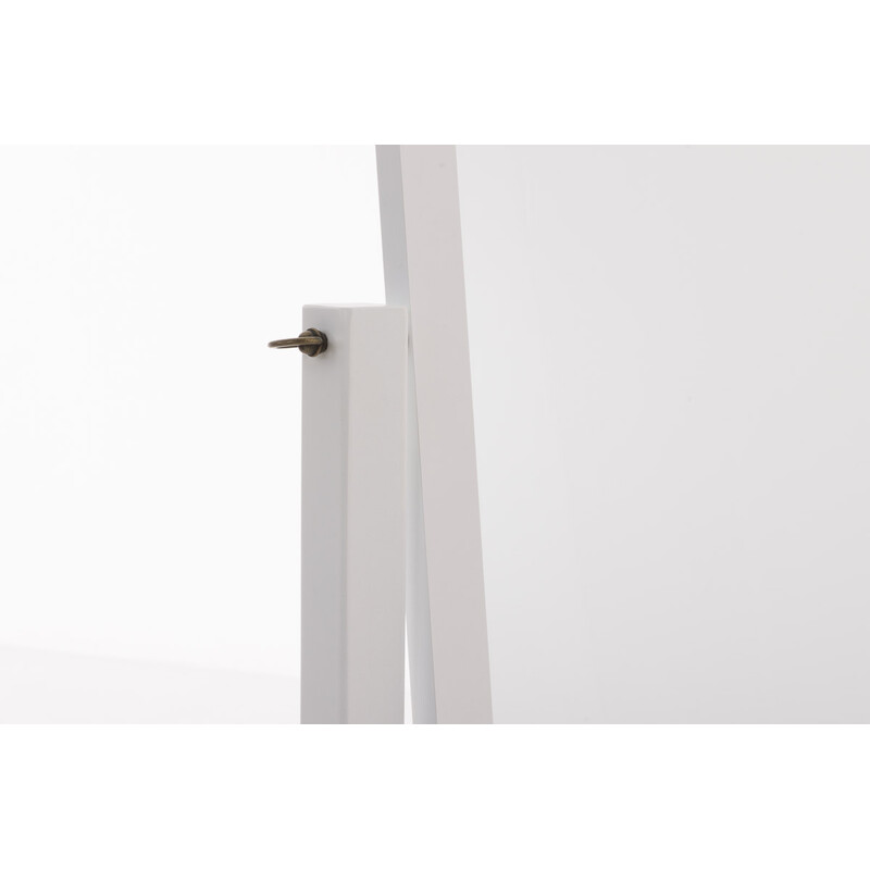 Træ stående spejl i antik stil med metalringe 153 cm