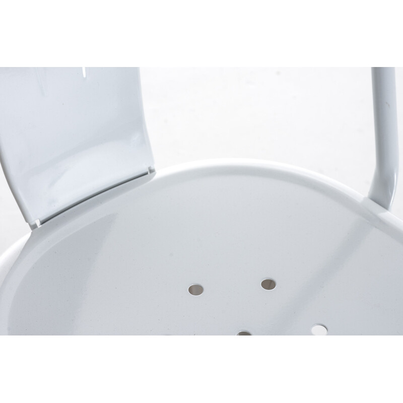 Benedikt metalstol med høj ryg stabelbar og vedligeholdelsesvenlig