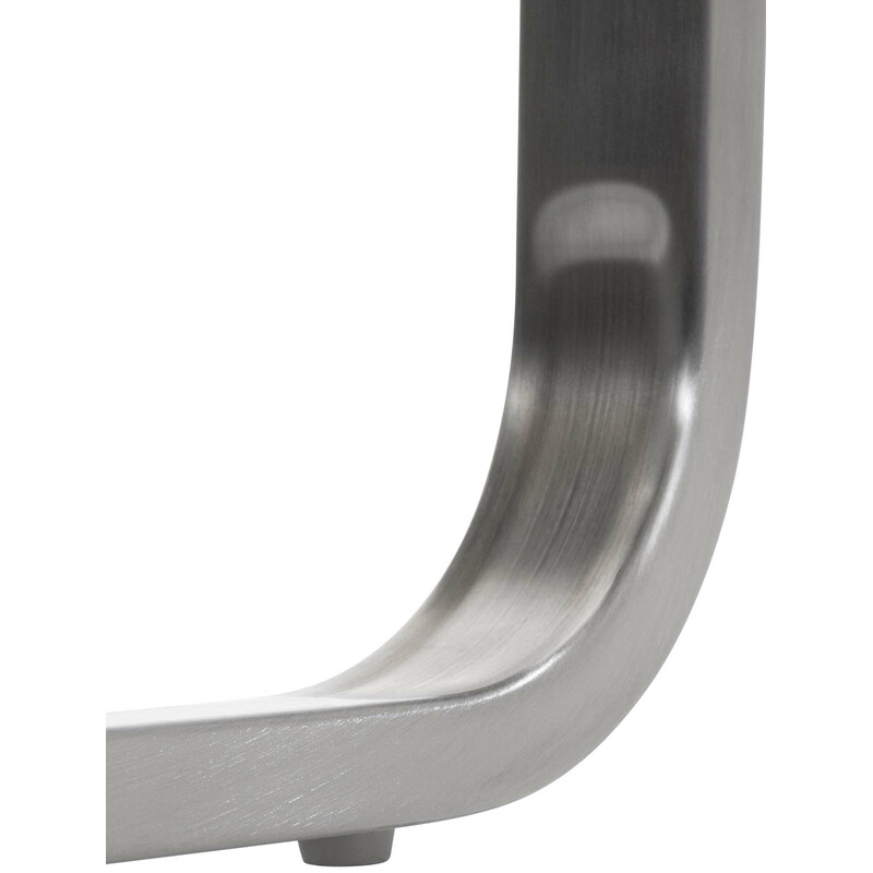 Moderne spisestol med svingende rustfri stålramme og stofbetræk