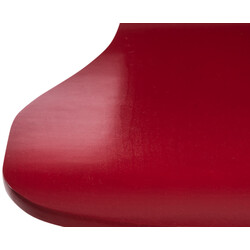 Stabelbar besøgsstol med træsidde og kromfarvet metalramme