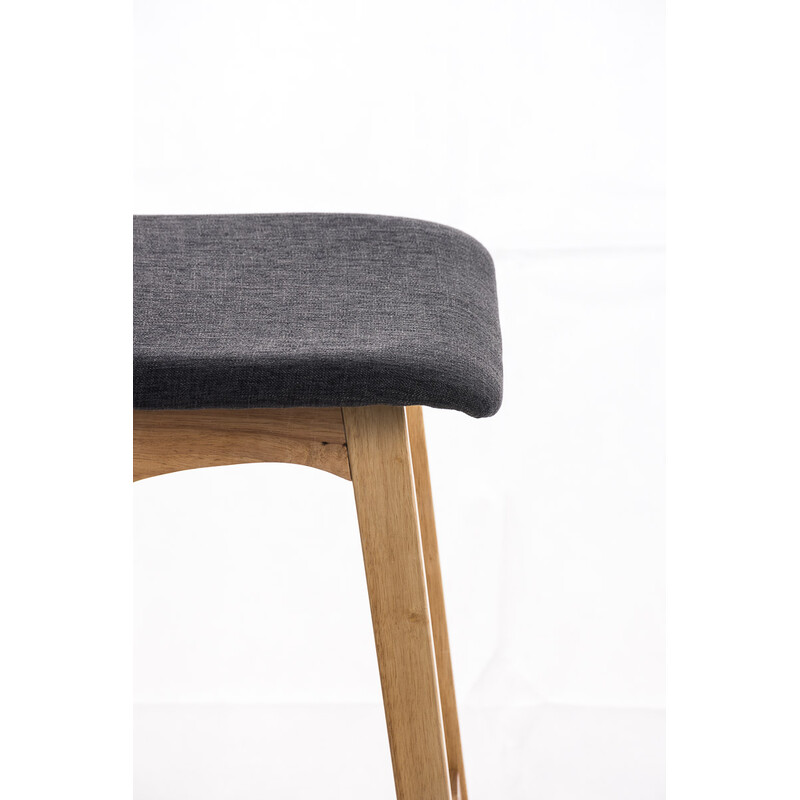 Elegant polstret barstol til køkken med buet træramme og fodstøtte