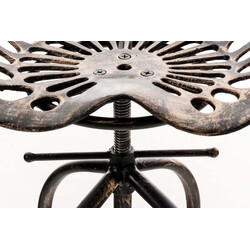 Rustik industrielt metal barstol med justerbar højde og fodstøtte