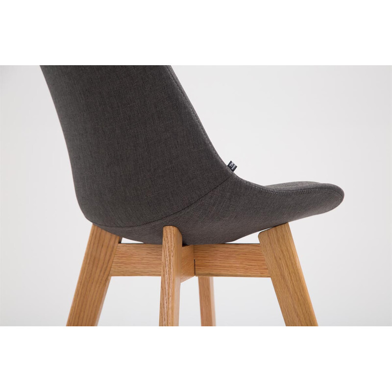 Stilfuld barstol med egetræ ramme polstret sæde og metalfodstøtte