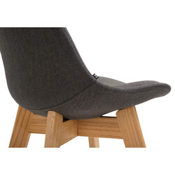 Moderne egetræ barstol med polstret sæde og ryglæn