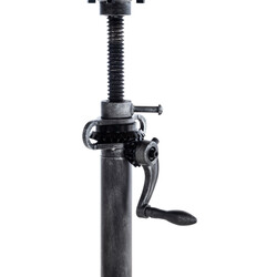 Justerbart ståbord i fyrretræ og metal 59 cm bredt 84-102 cm højde