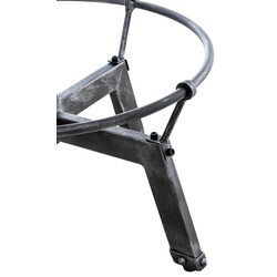 Justerbart ståbord i fyrretræ og metal 59 cm bredt 84-102 cm højde