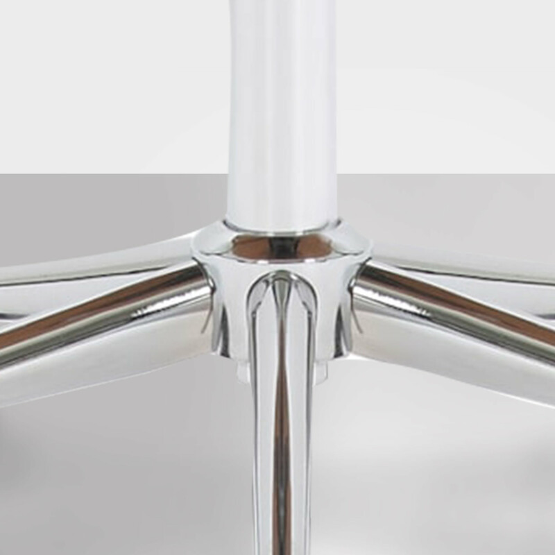 Ergonomisk Chicago kontorstol i kunstlæder med valnøddetræ og 360 grader rotation