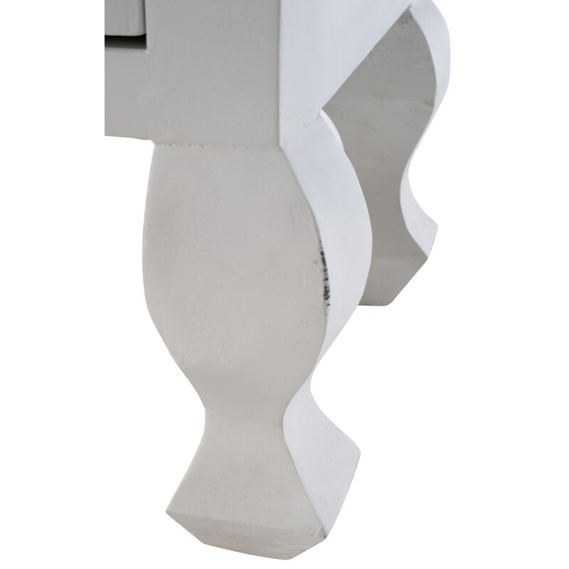 Hvid træbogreol med fire naturlige hylder og flad top