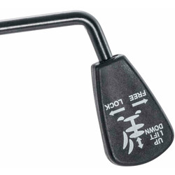 Justerbar metal kontorstolramme med 5 hjul og svingmekanisme